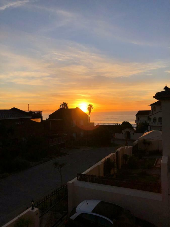 'On Point' Beach House - ジェフリーズ・ベイ エクステリア 写真